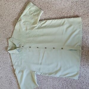 Bamboo Cay mens Hawaiian shirt, Med, embroidered, light sage green